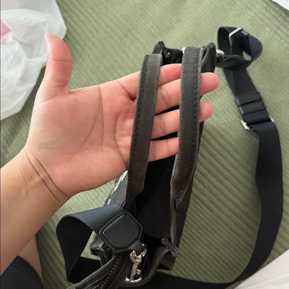 Marc Jacobs Black Canvas 'The Tote Bag' Mini Crossbody - Picture 9 of 12